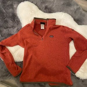 Patagonia Rust colored pullover
